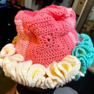 Cuteeeee , handmade crochet hat!